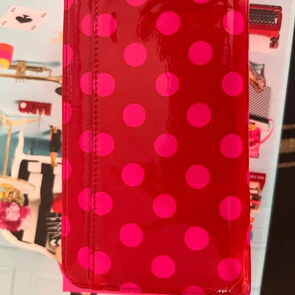 Kate space patent leather Polka dot Lacey wallet with original box. - Picture 6 of 7